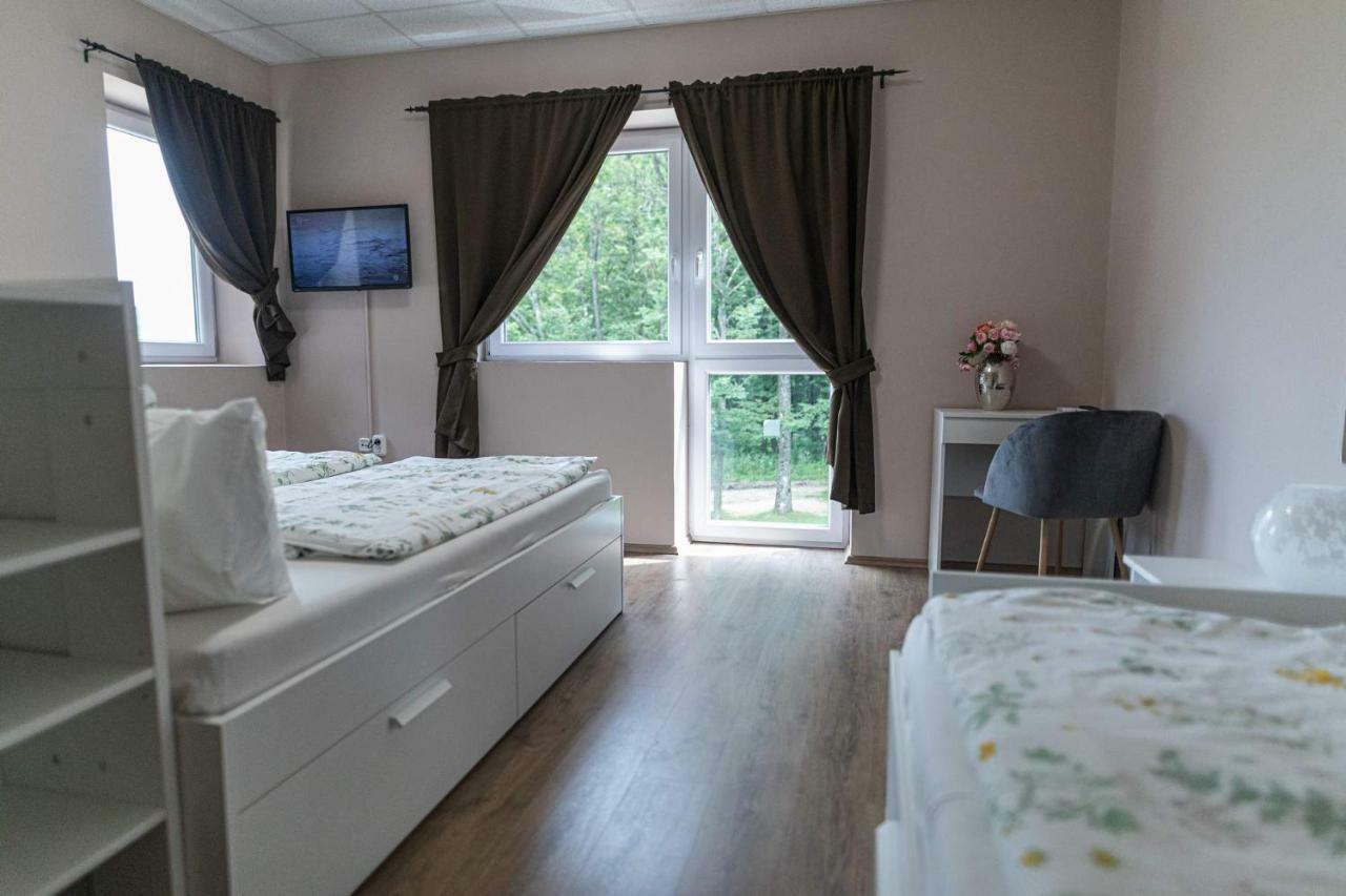 Bonne Chance Restaurant And Hotel Bazakerettye Экстерьер фото